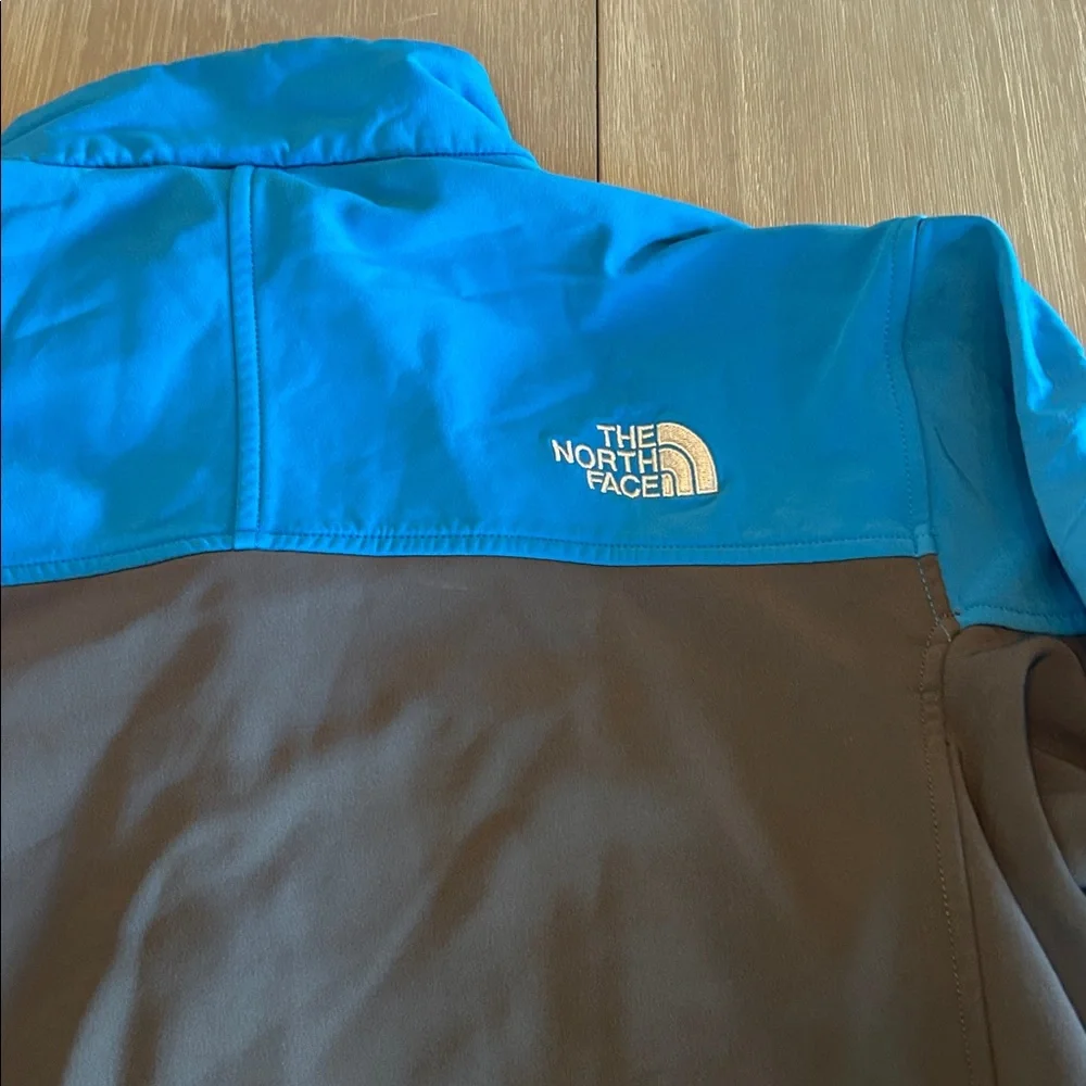 The North Face Men's Performance Jacket in Blue and Gray the summit‎ series